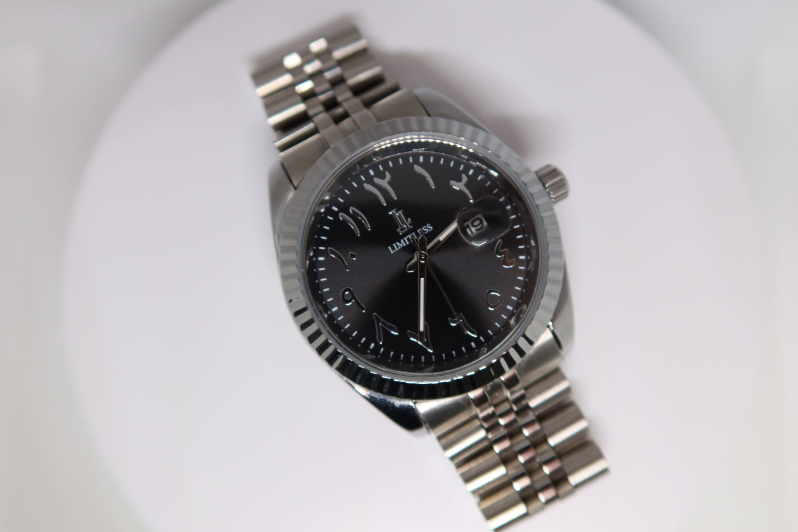 Classic Steel Arabic Watch